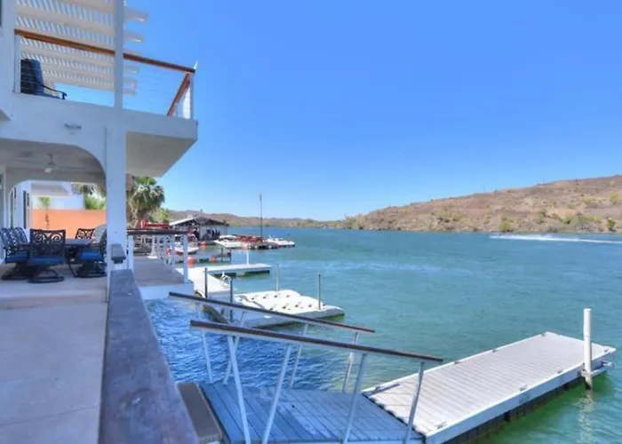 Fox River House, River Front Getaway Holiday home Parker