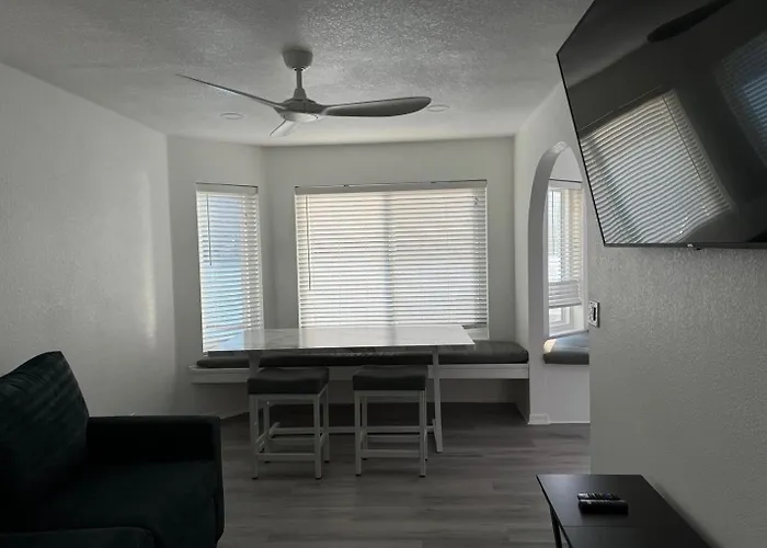 Fox River House, River Front Getaway Parker